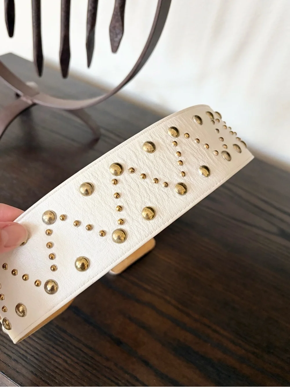 Yves Saint Laurent Vintage 90s Y2K White Leather Gold Studded Waist Belt Small S - Picture 6 of 6